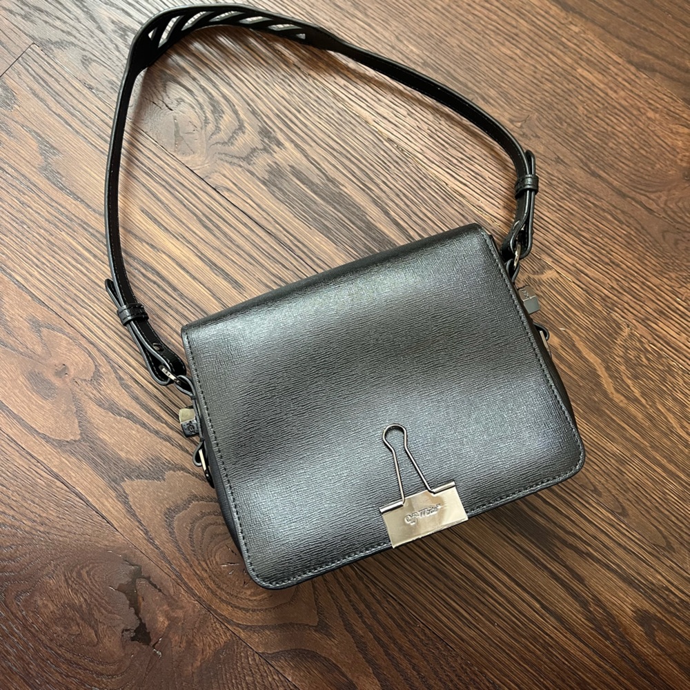 Off white crossbody & shoulder bag